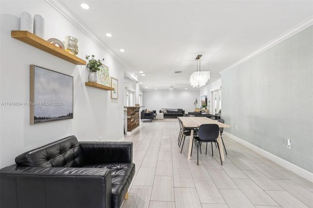 2632 NE 26th Ave, Fort Lauderdale, FL 33306