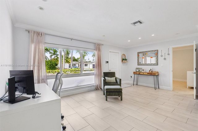 2632 NE 26th Ave, Fort Lauderdale, FL 33306