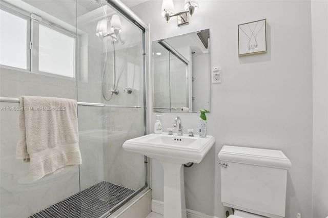 2632 NE 26th Ave, Fort Lauderdale, FL 33306