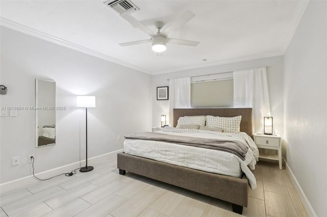 2632 NE 26th Ave, Fort Lauderdale, FL 33306