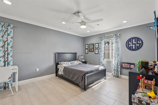 2632 NE 26th Ave, Fort Lauderdale, FL 33306