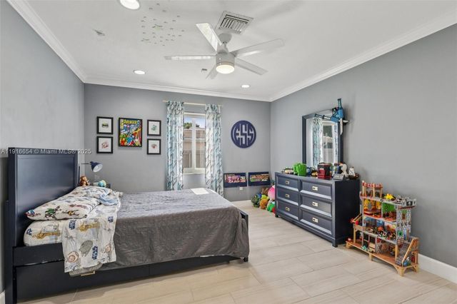 2632 NE 26th Ave, Fort Lauderdale, FL 33306