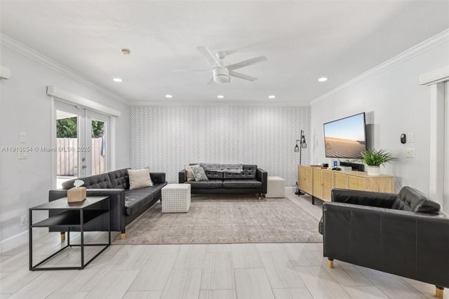 2632 NE 26th Ave, Fort Lauderdale, FL 33306