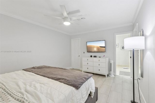 2632 NE 26th Ave, Fort Lauderdale, FL 33306