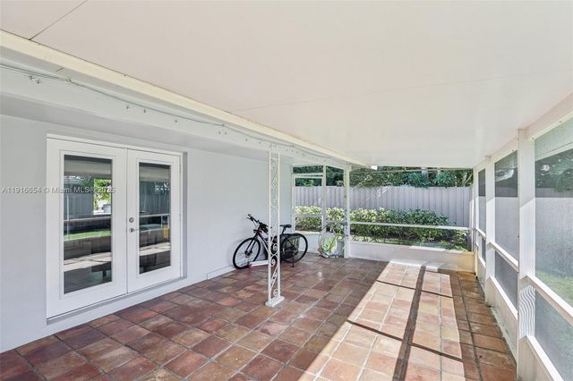 2632 NE 26th Ave, Fort Lauderdale, FL 33306