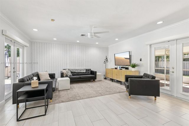 2632 NE 26th Ave, Fort Lauderdale, FL 33306