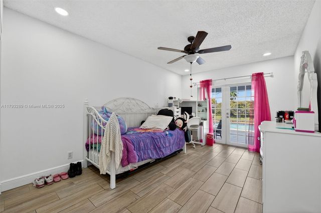 8588 NW 27th Dr, Coral Springs, FL 33065