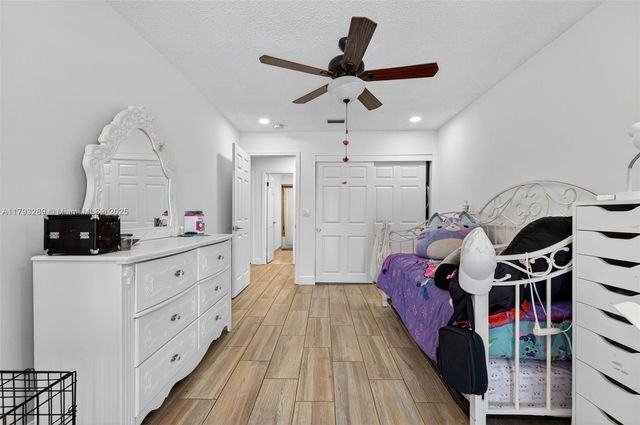 8588 NW 27th Dr, Coral Springs, FL 33065