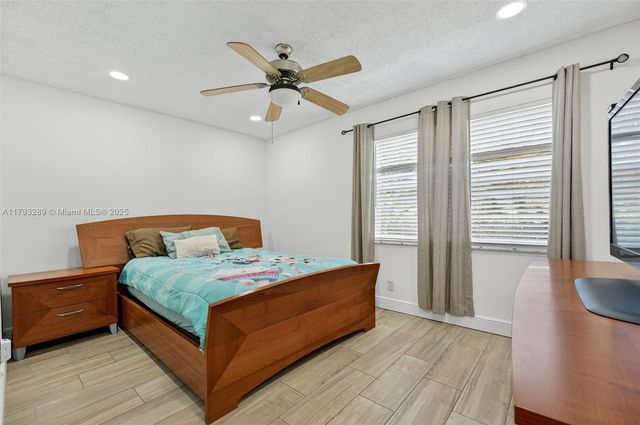 8588 NW 27th Dr, Coral Springs, FL 33065