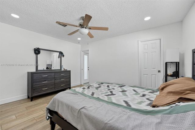 8588 NW 27th Dr, Coral Springs, FL 33065