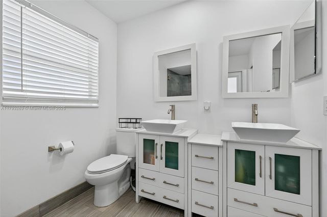 8588 NW 27th Dr, Coral Springs, FL 33065