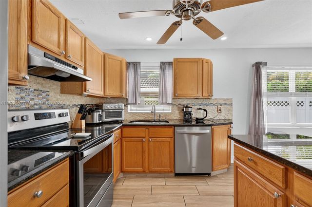 8588 NW 27th Dr, Coral Springs, FL 33065