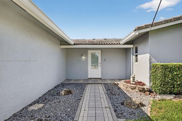 8588 NW 27th Dr, Coral Springs, FL 33065