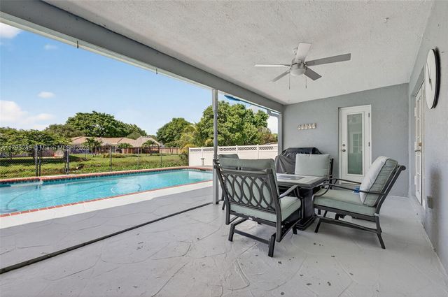 8588 NW 27th Dr, Coral Springs, FL 33065