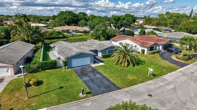 8588 NW 27th Dr, Coral Springs, FL 33065