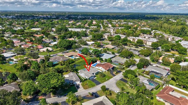 8588 NW 27th Dr, Coral Springs, FL 33065