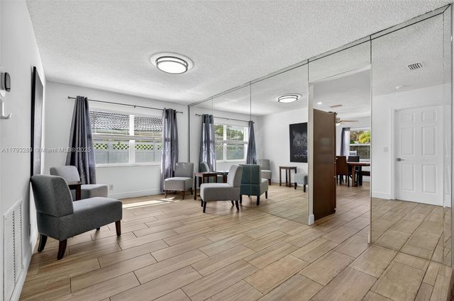 8588 NW 27th Dr, Coral Springs, FL 33065