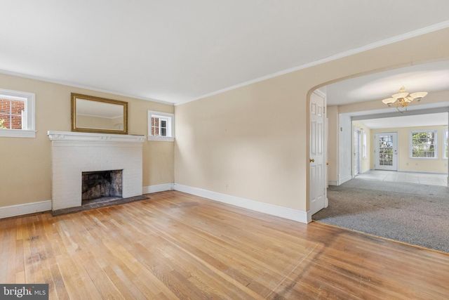 629 S ADAMS ST, Arlington, VA 22204
