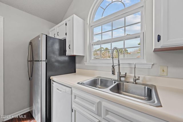 205 Pollard Drive, Jacksonville, NC 28540