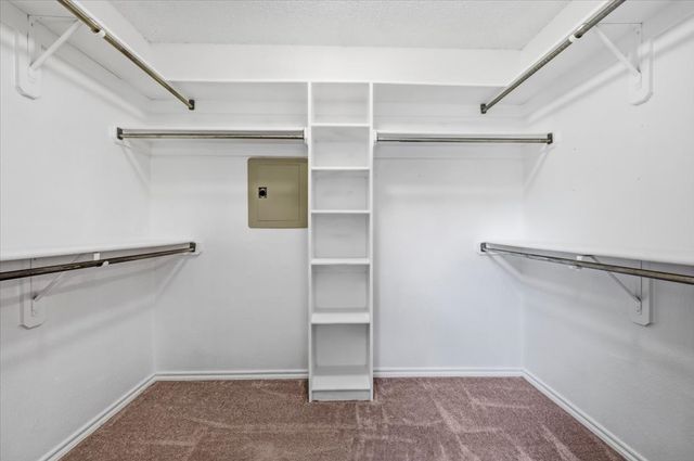 2203 Meadowstone Drive, Carrollton, TX 75006