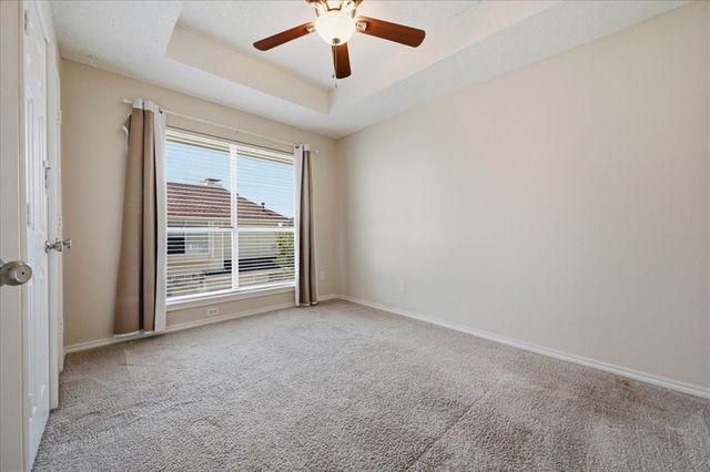 2203 Meadowstone Drive, Carrollton, TX 75006