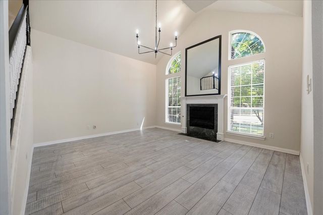 2203 Meadowstone Drive, Carrollton, TX 75006