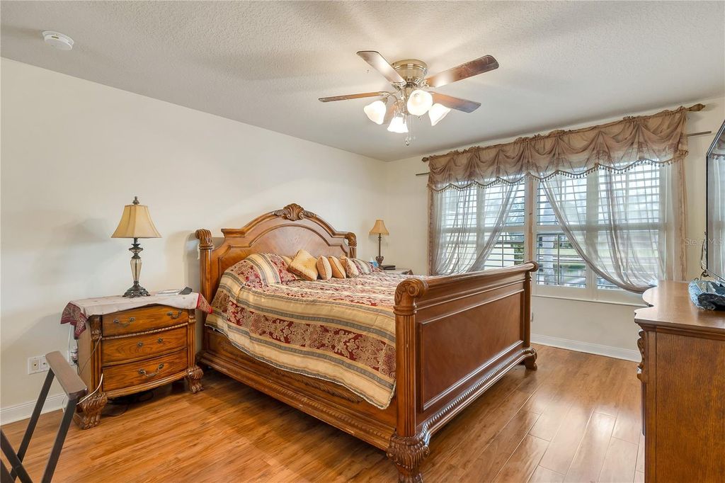 Image 14 of property listing at 11831 FAN TAIL LANE, Orlando, FL 32827