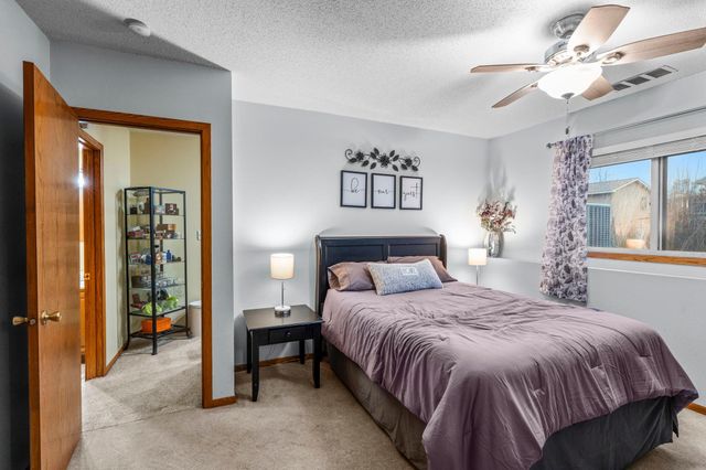 5249 Vera Cruz Avenue N, Crystal, MN 55429