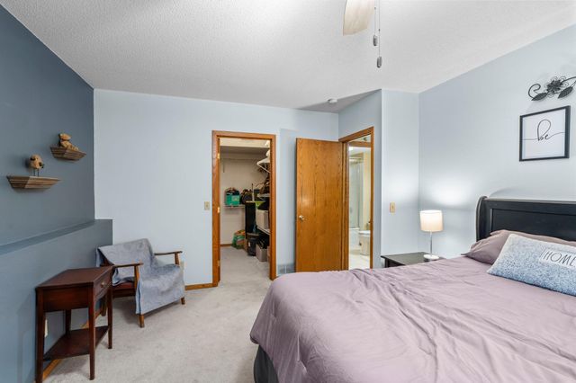 5249 Vera Cruz Avenue N, Crystal, MN 55429