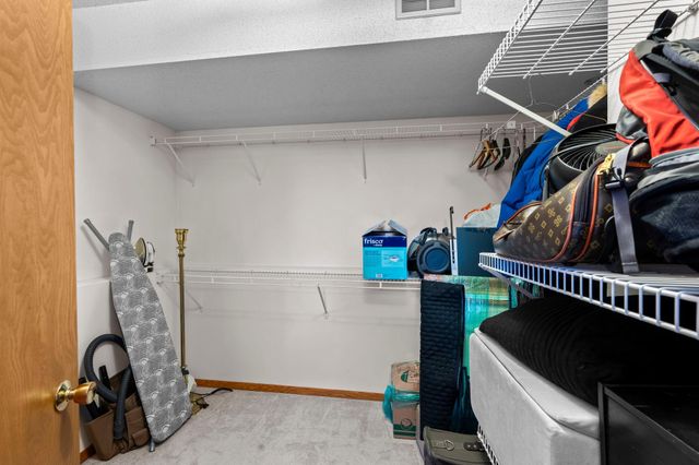 5249 Vera Cruz Avenue N, Crystal, MN 55429