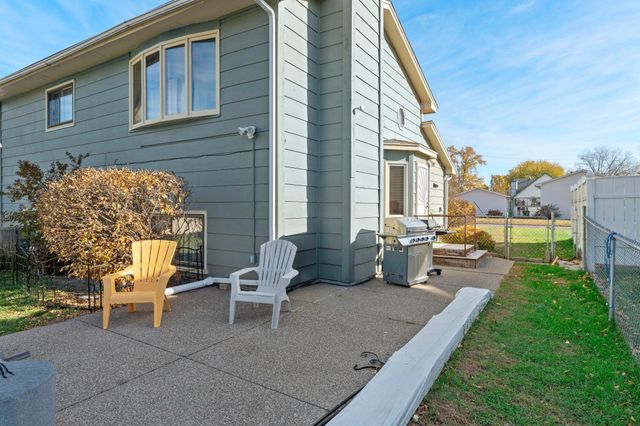 5249 Vera Cruz Avenue N, Crystal, MN 55429