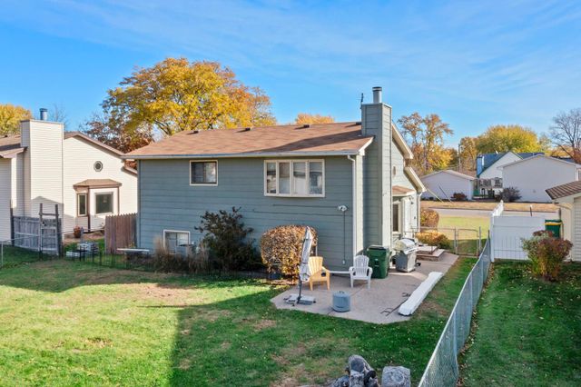 5249 Vera Cruz Avenue N, Crystal, MN 55429