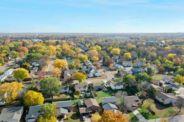 5249 Vera Cruz Avenue N, Crystal, MN 55429