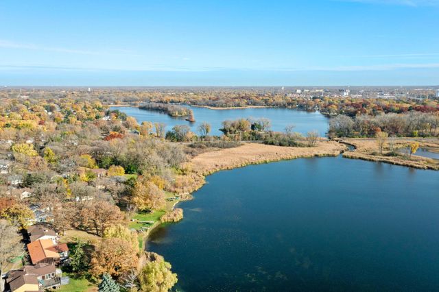 5249 Vera Cruz Avenue N, Crystal, MN 55429