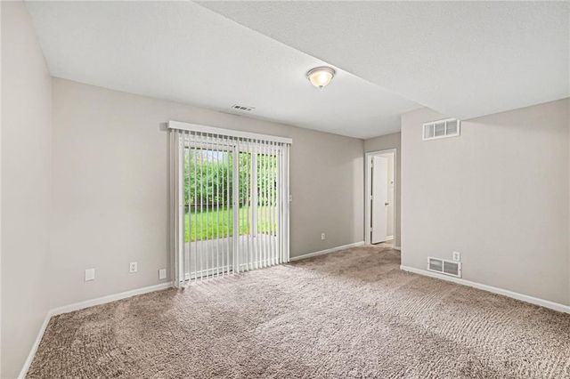 3407 NW 71st Terrace, Kansas City, MO 64151