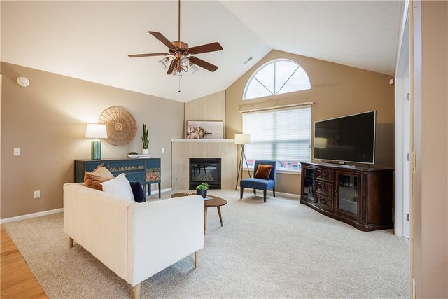 82 Maple Center Road, Greece, NY 14468