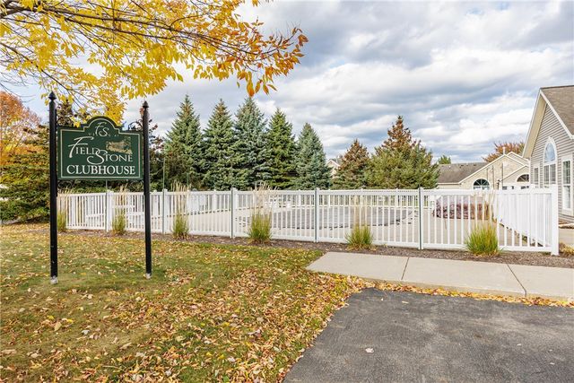 82 Maple Center Road, Greece, NY 14468