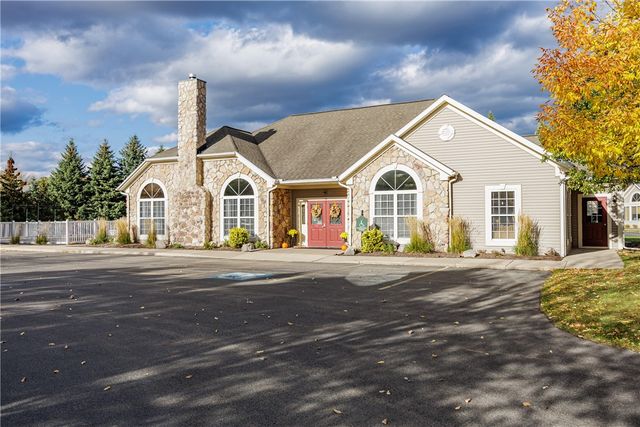 82 Maple Center Road, Greece, NY 14468