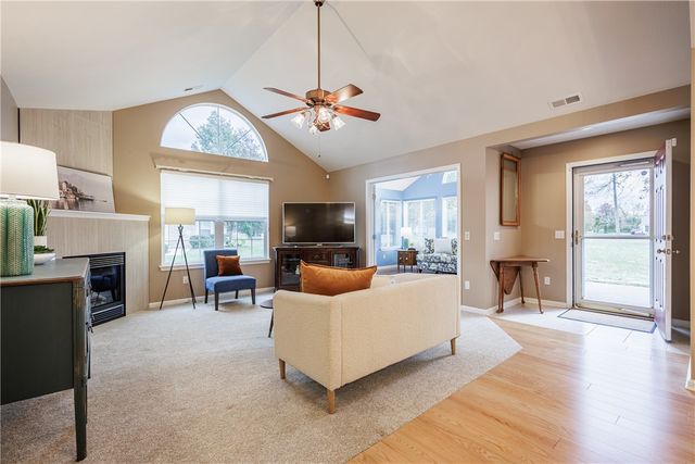 82 Maple Center Road, Greece, NY 14468