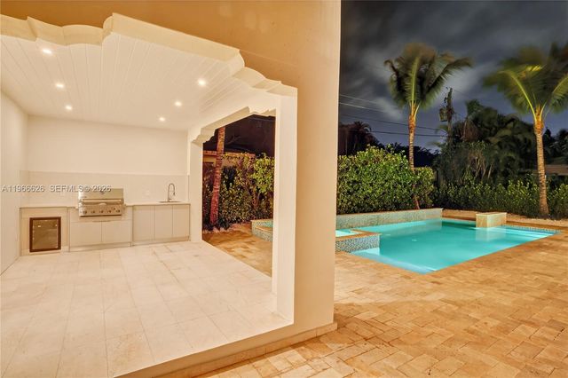 1514 Consolata Avenue, Coral Gables, FL 33146