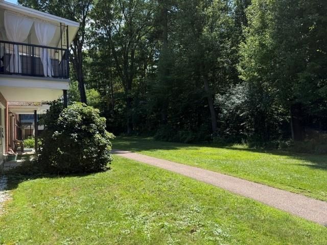 100 Kennedy Dr Apt 4, South Burlington, VT 05403