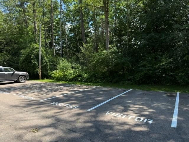 100 Kennedy Dr Apt 4, South Burlington, VT 05403