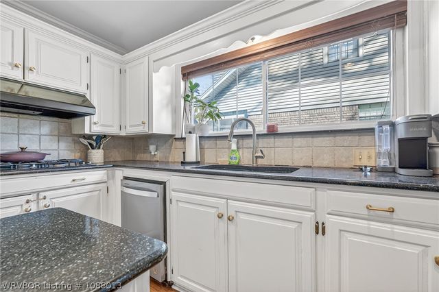 1414 Hendricks Boulevard, Fort Smith, AR 72903