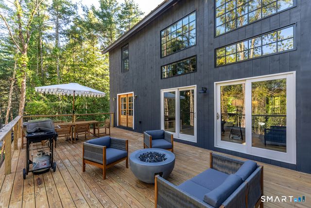 26 Preston Lane, Salisbury, CT 06068