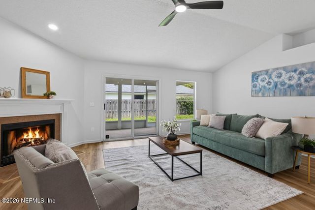 4180 CHELSEA HARBOR Drive W, Jacksonville, FL 32224
