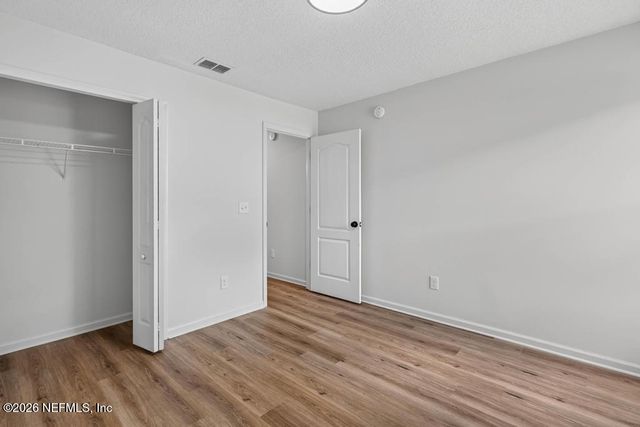 4180 CHELSEA HARBOR Drive W, Jacksonville, FL 32224