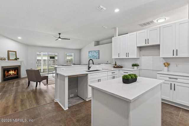 4180 CHELSEA HARBOR Drive W, Jacksonville, FL 32224