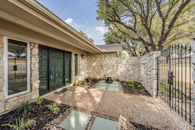 7408 Golf Club Drive, Fort Worth, TX 76179