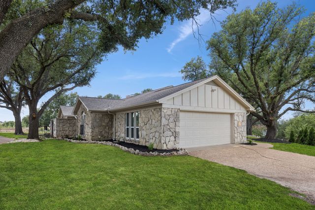 7408 Golf Club Drive, Fort Worth, TX 76179