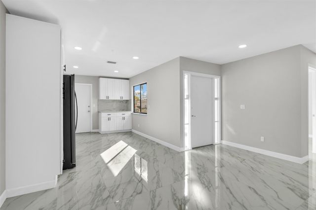 257 SW Cherryhill Road, Port St. Lucie, Port St Lucie, FL 34953